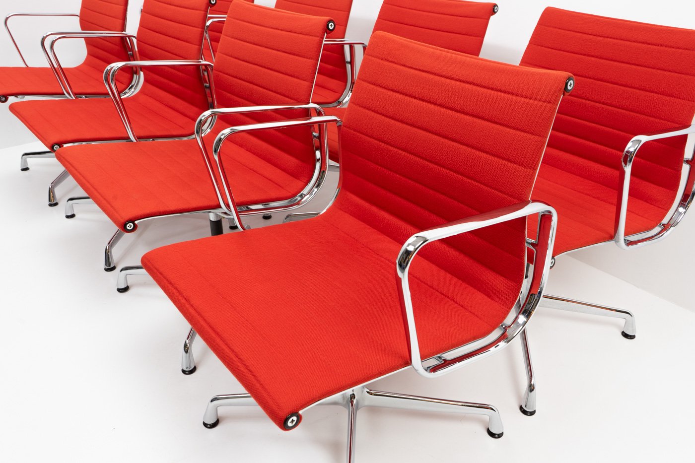 EA 107 Alu Group Office Chairs by Charles & Ray Eames for Vitra / Herman Miller, 1980s, Set of 8