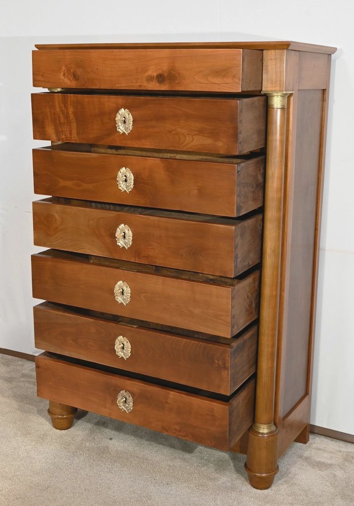 Early 19th Century Empire Chest of Drawers in Cherry Trees