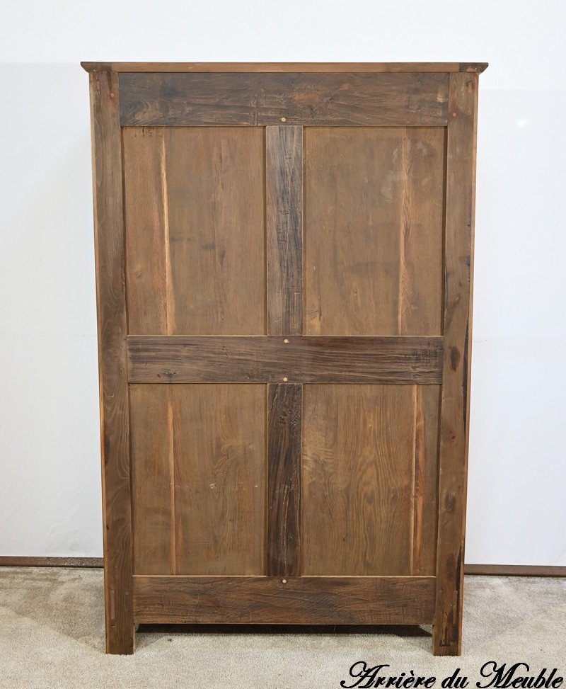 Early 19th Century Empire Chest of Drawers in Cherry Trees