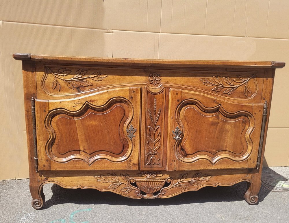 Early 19th Century Kneading Trough in Walnut