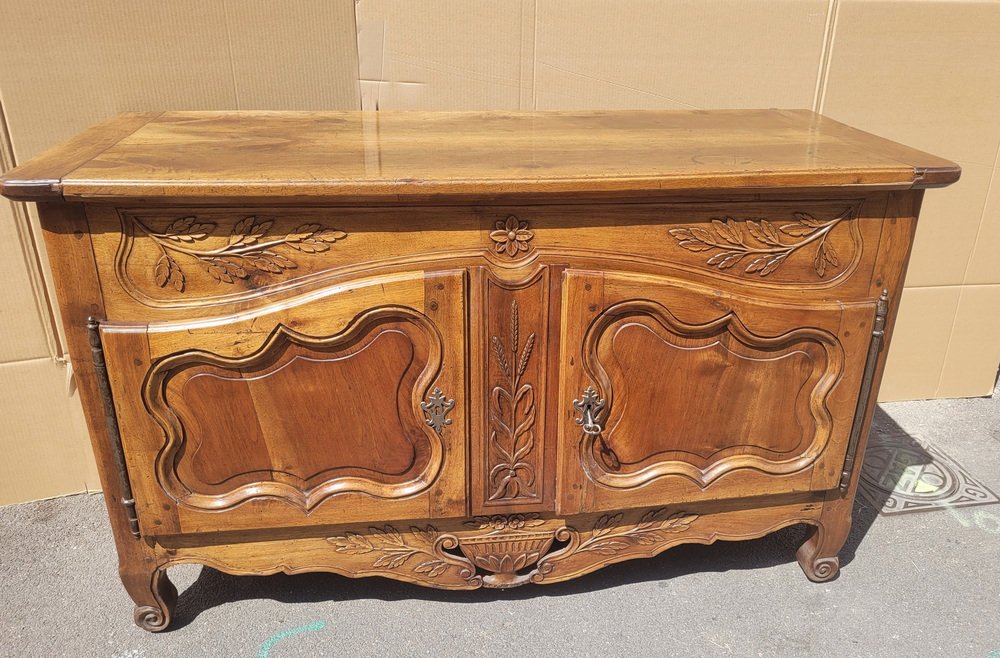 Early 19th Century Kneading Trough in Walnut