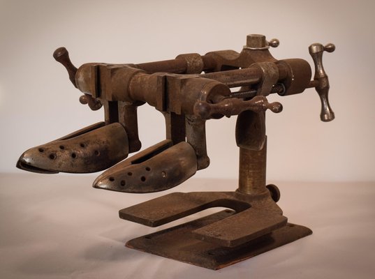 Early 20th Century Cobblers Double Shoe Stretcher Machine-AOI-1433311