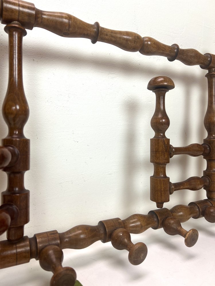 Early 20th Century Edwardian Foldable Turned Wood Wall Coat and Hat Rack, 1890s