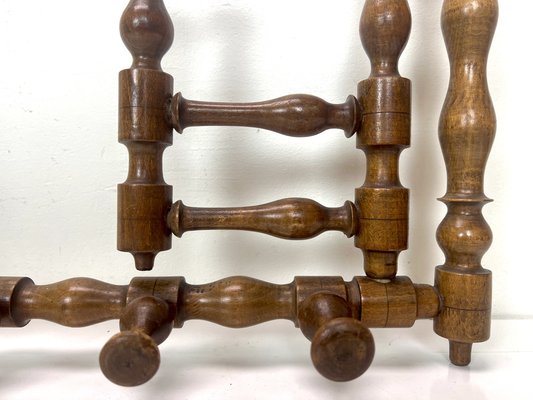 Early 20th Century Edwardian Foldable Turned Wood Wall Coat and Hat Rack, 1890s-WZZ-1420537