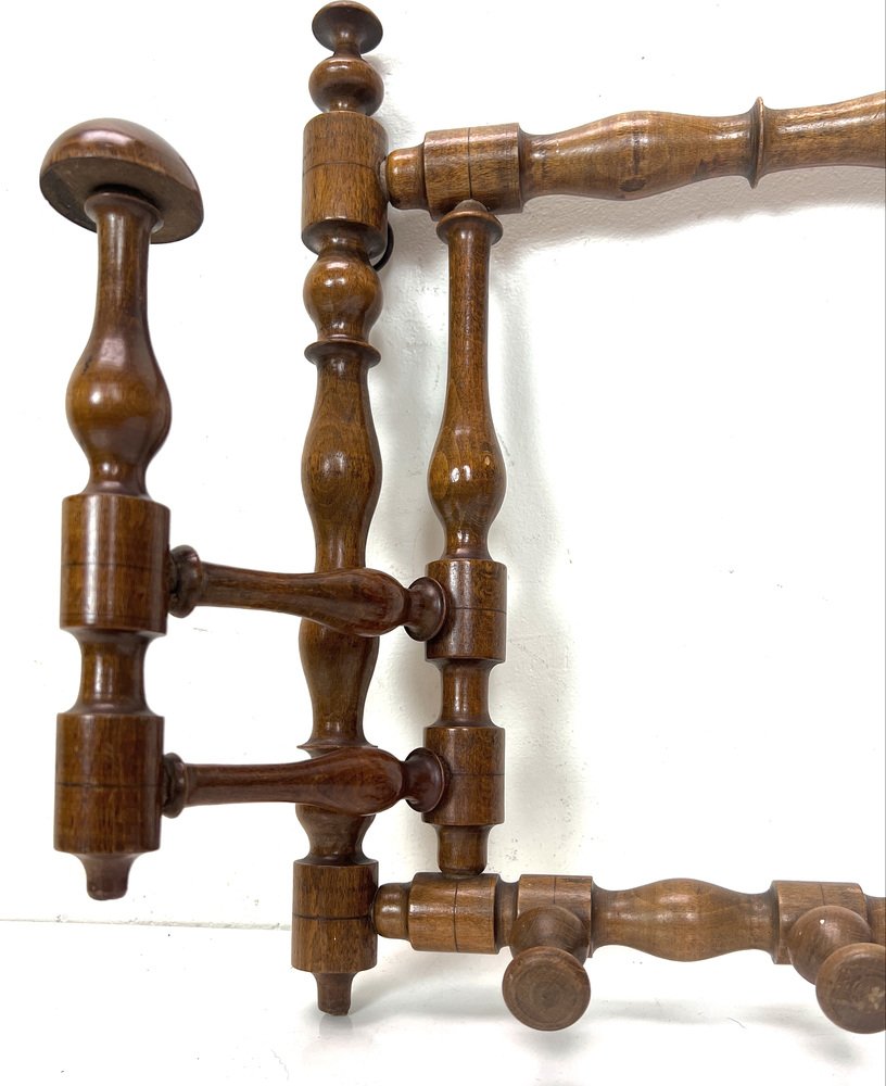 Early 20th Century Edwardian Foldable Turned Wood Wall Coat and Hat Rack, 1890s