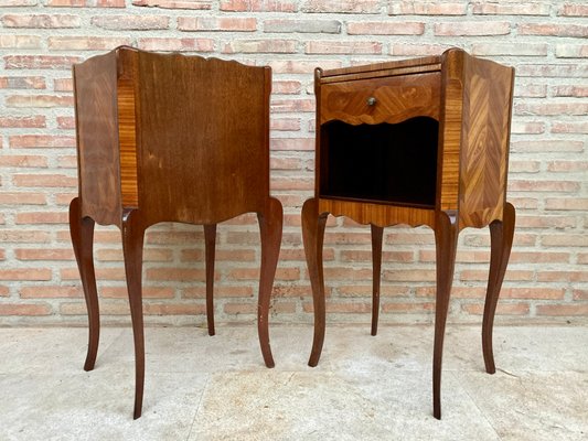 Early 20th Century French Marquetry and Iron Hardware Bedside Tables or Nightstands with Drawers and Open Shelf, Set of 2-NOU-1155133