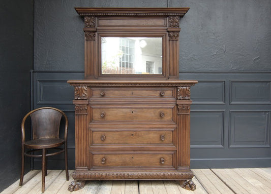 Early 20th Century Italian Renaissance Revival Chest of Drawers with Mirror Top, 1920s