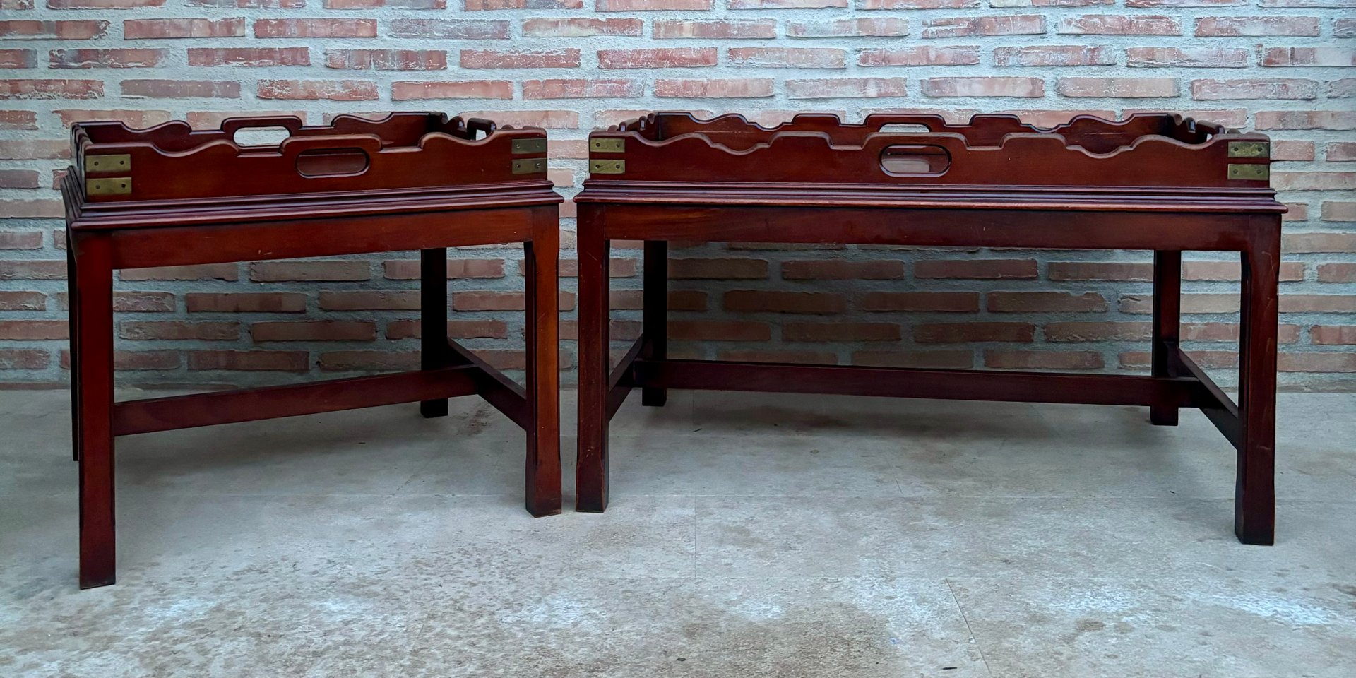 Early 20th Century Wood Coffee Table with Large Removable Tray, 1924, Set of 2