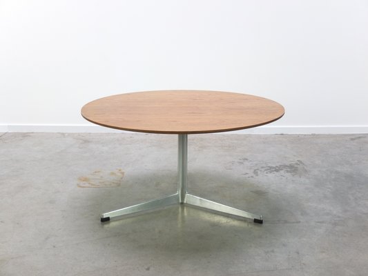 Early Round Teak Coffee Table by Arne Jacobsen for Fritz Hansen, 1960s-MHV-1275434