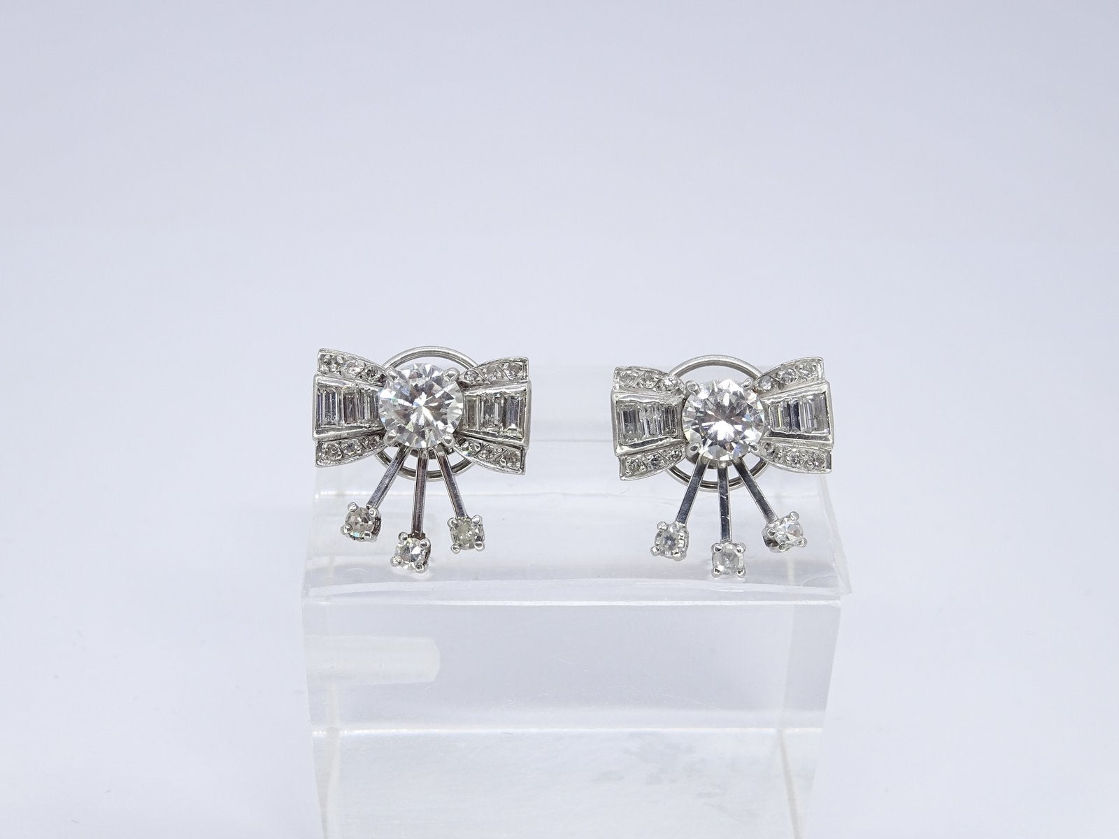 Earrings Loz Art Deco Style, 18kt White Gold, Diamonds 2.43 CTS Total, Vintage - France, Set of 2