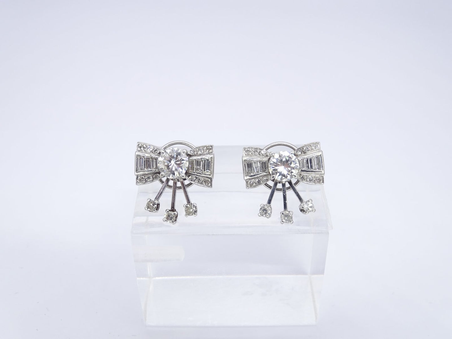 Earrings Loz Art Deco Style, 18kt White Gold, Diamonds 2.43 CTS Total, Vintage - France, Set of 2