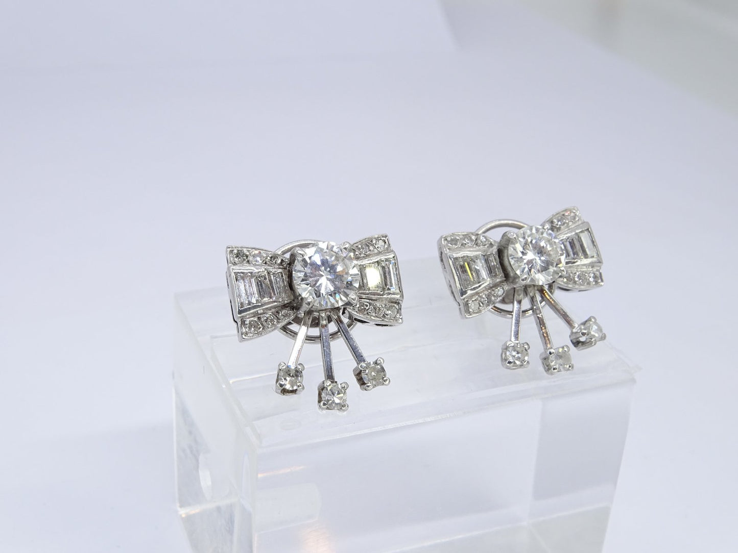 Earrings Loz Art Deco Style, 18kt White Gold, Diamonds 2.43 CTS Total, Vintage - France, Set of 2