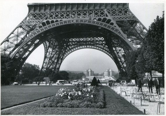 Eiffel Tower, Paris, 1955-DYV-701169