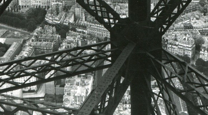 Eiffel Tower, Paris, 1955-DYV-701166