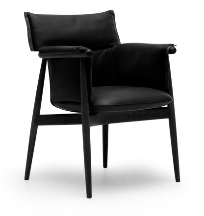 E005 EMBRACE ARMCHAIR