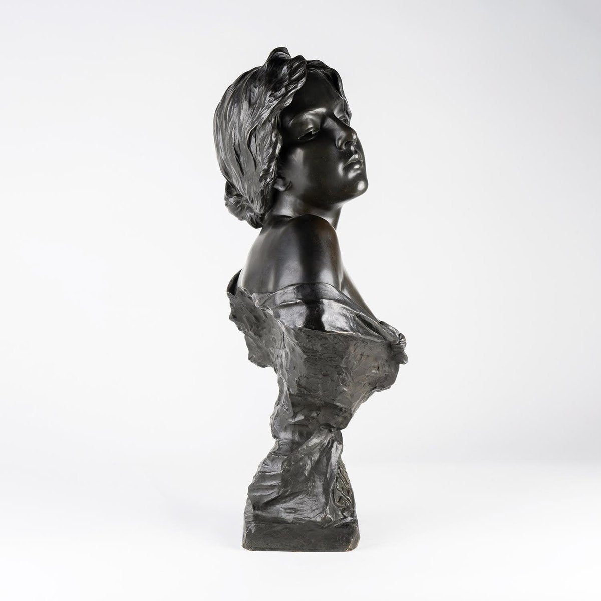 Emmanuel Villanis, Art Nouveau Bust with Brown Patina, Early 20th Century, Bronze