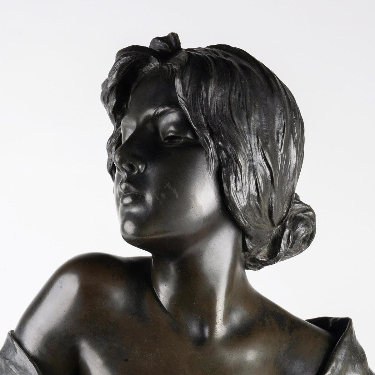 Emmanuel Villanis, Art Nouveau Bust with Brown Patina, Early 20th Century, Bronze