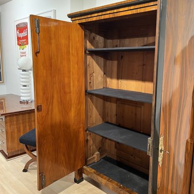 Empire Armoire in Walnut Veneer & Brass, Vienna, 1815-NNB-1786644