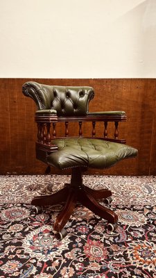 English Classic Chesterfield Captain Chair-STK-2043474