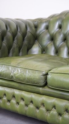 English Green Leather 2.5 Seater Chesterfield Sofa-HPP-2039535