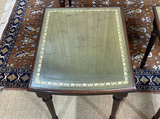 English Nesting Tables in Mahogany and Leather Top Under Glass, 1950s, Set of 3-QYF-1724022