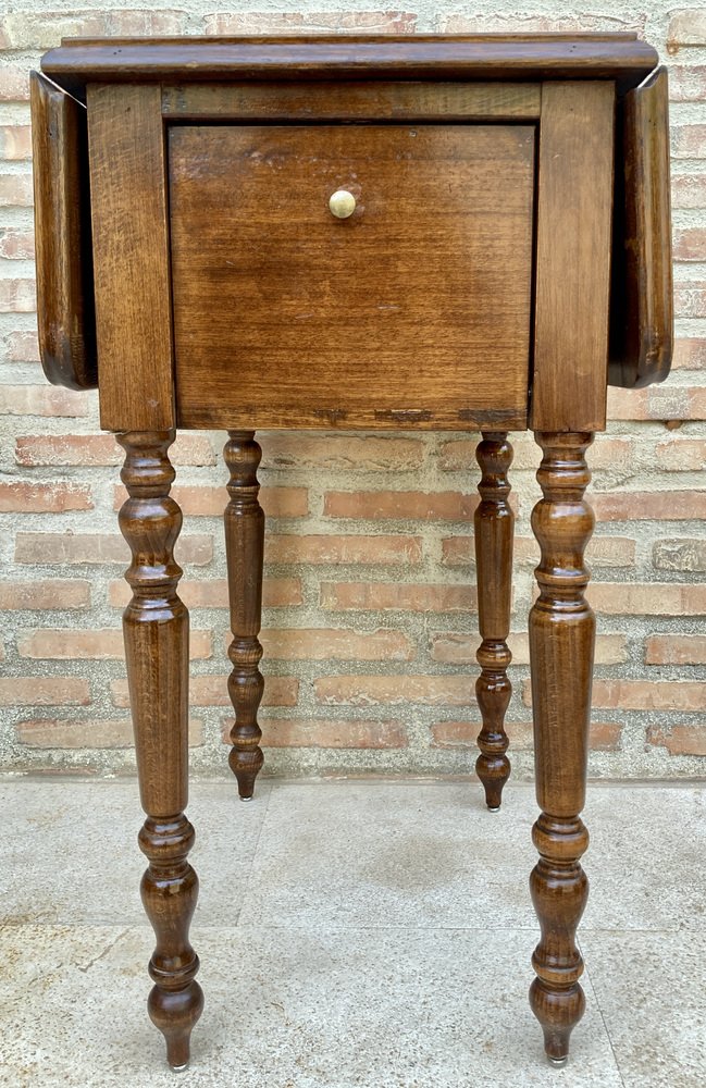 English Regency Walnut Table with Wings, 1890s