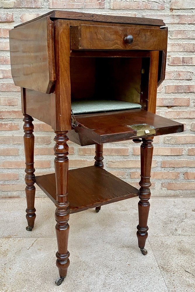 English Regency Walnut Table with Wings and Wheels, 1920s-NOU-1700631