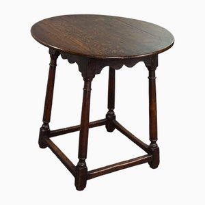 English Round Oak Side or Center Table, 18th Century-HPP-1779851