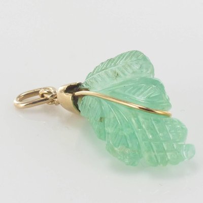 Engraved Emerald and 18 Karat Gold Pendant Charm, 1960s-OLU-896387