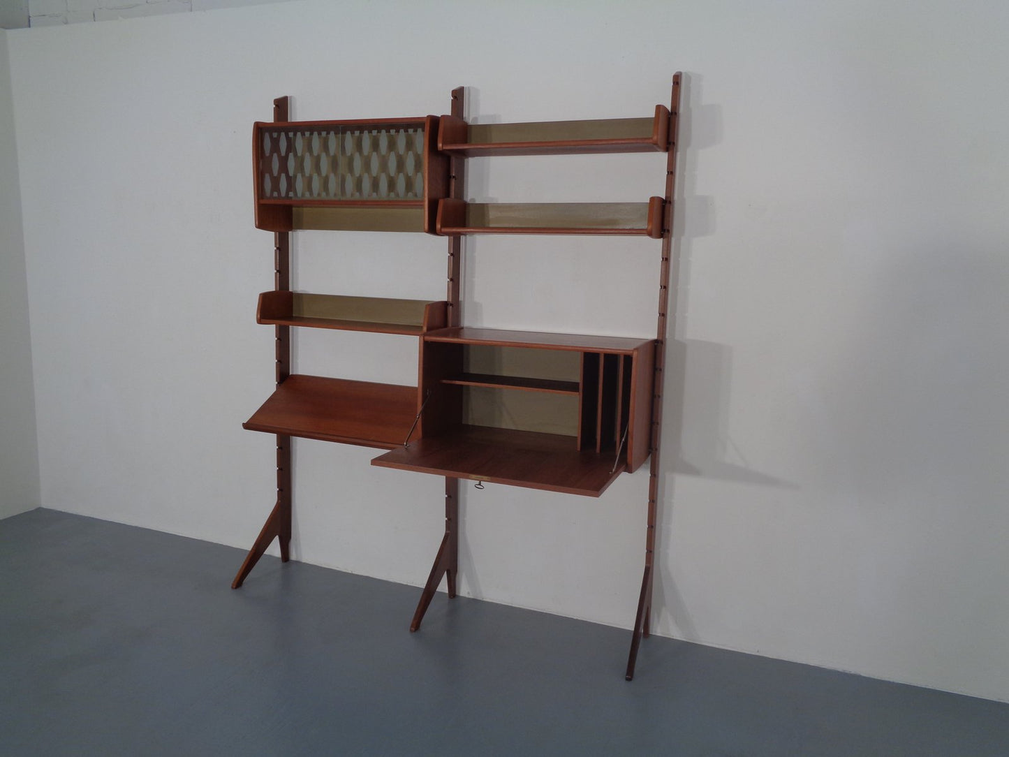 Ergo Teak Wall Shelving Unit by John Texmon Einar Blindheim for Blindheim, Norway, 1950s, Set of 9