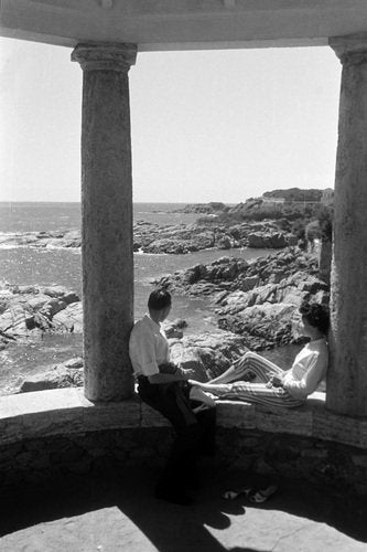 Erich Andres, People Enjoying the Sea View, Catalonia, 1957, Silver Gelatin Print