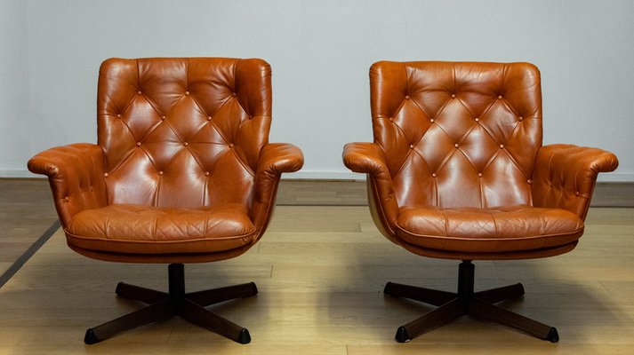 Eva Swivel Chairs in Cognac Leather attributed to Göte Möbler Nässjö, Sweden, 1960s, Set of 2-JE-1773322