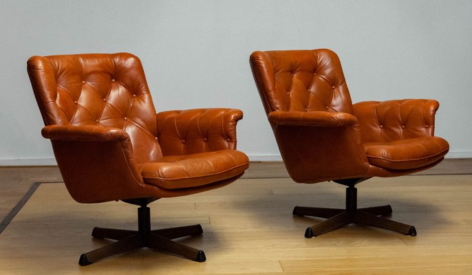 Eva Swivel Chairs in Cognac Leather attributed to Göte Möbler Nässjö, Sweden, 1960s, Set of 2-JE-1773322