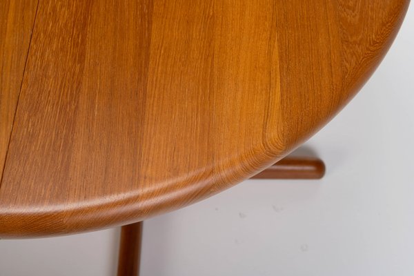 Extendable Teak Dining Table attributed to Dyrlund, Denmark, 1960s-RNH-2021563