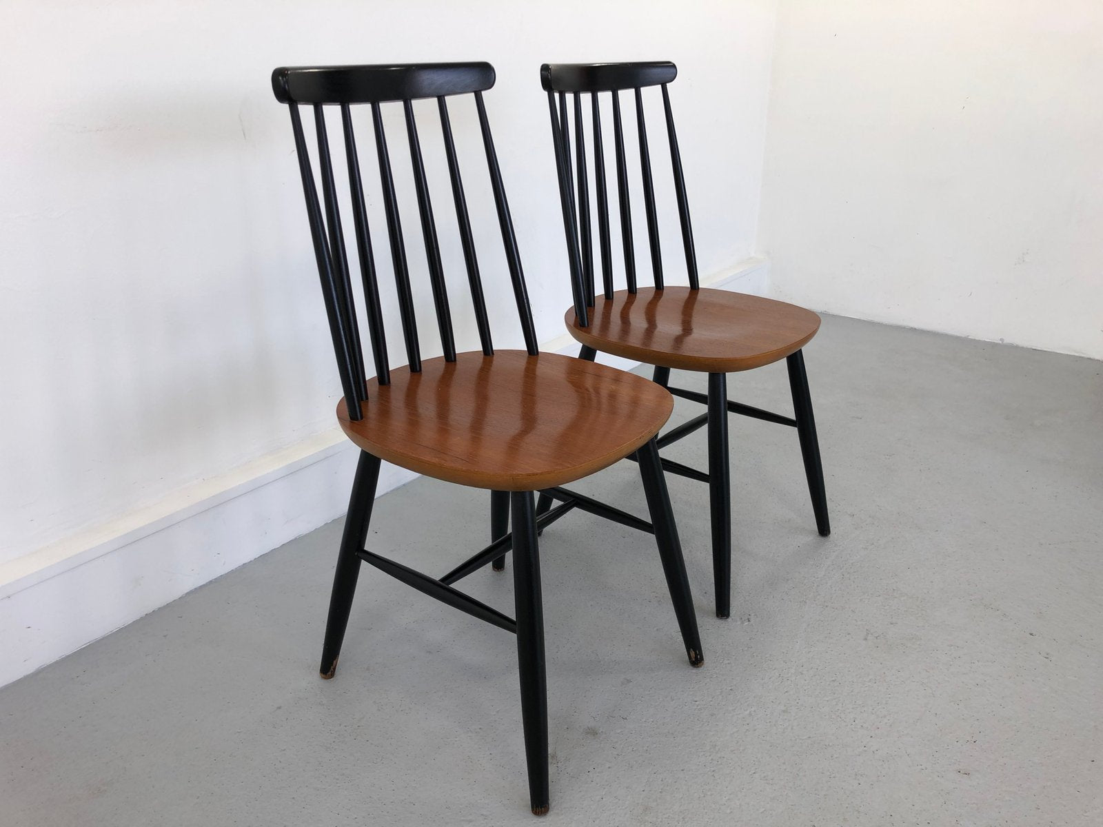 Fanett Chairs by Ilmari Tapiovaara, 1970s, Set of 2