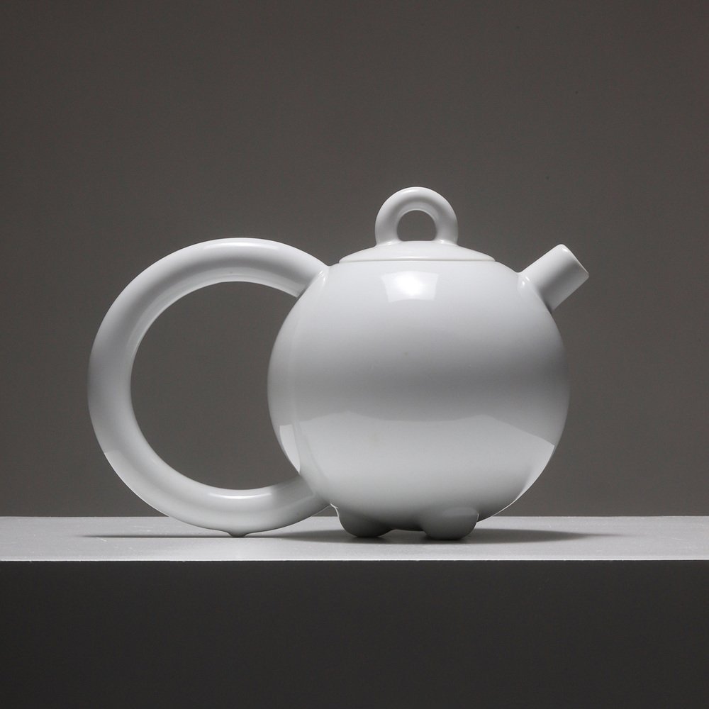 Fantasia Teapot by Matteo Tun