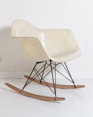 Fiberglass Rocking Chair from Herman Miller, 1950s-UTR-476353