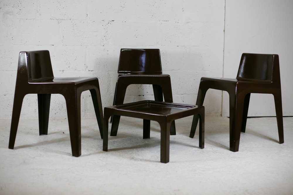 Fibreglass Chocolate Color Chairs and Coffee Table, France, 1970s, Set of 4