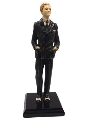 Figure of a Dandy English Gentleman in Resin-TCS-1146015