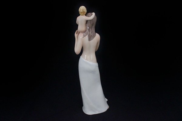 Figure of a Woman with Veil & Infant from Ronzan, 1940s-IJR-782191