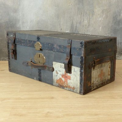 First World War Wooden Chest with Red Cross-WK-1010442