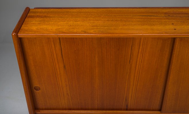 Floating Wallsideboard in Teak by Hans J. Wegner for Ry Furniture, 1959-ZZH-2026026