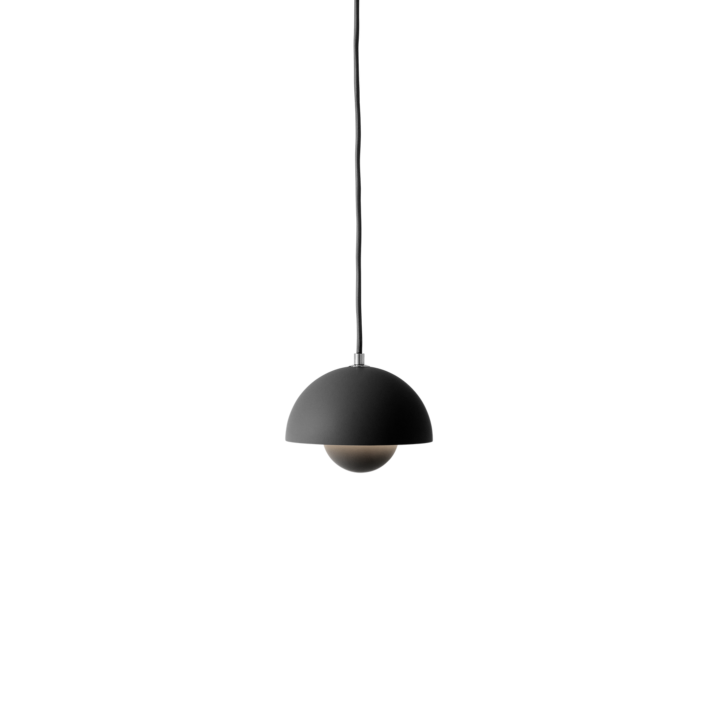 Flowerpot VP10 Pendant Lamp by &tradition #Matt Black