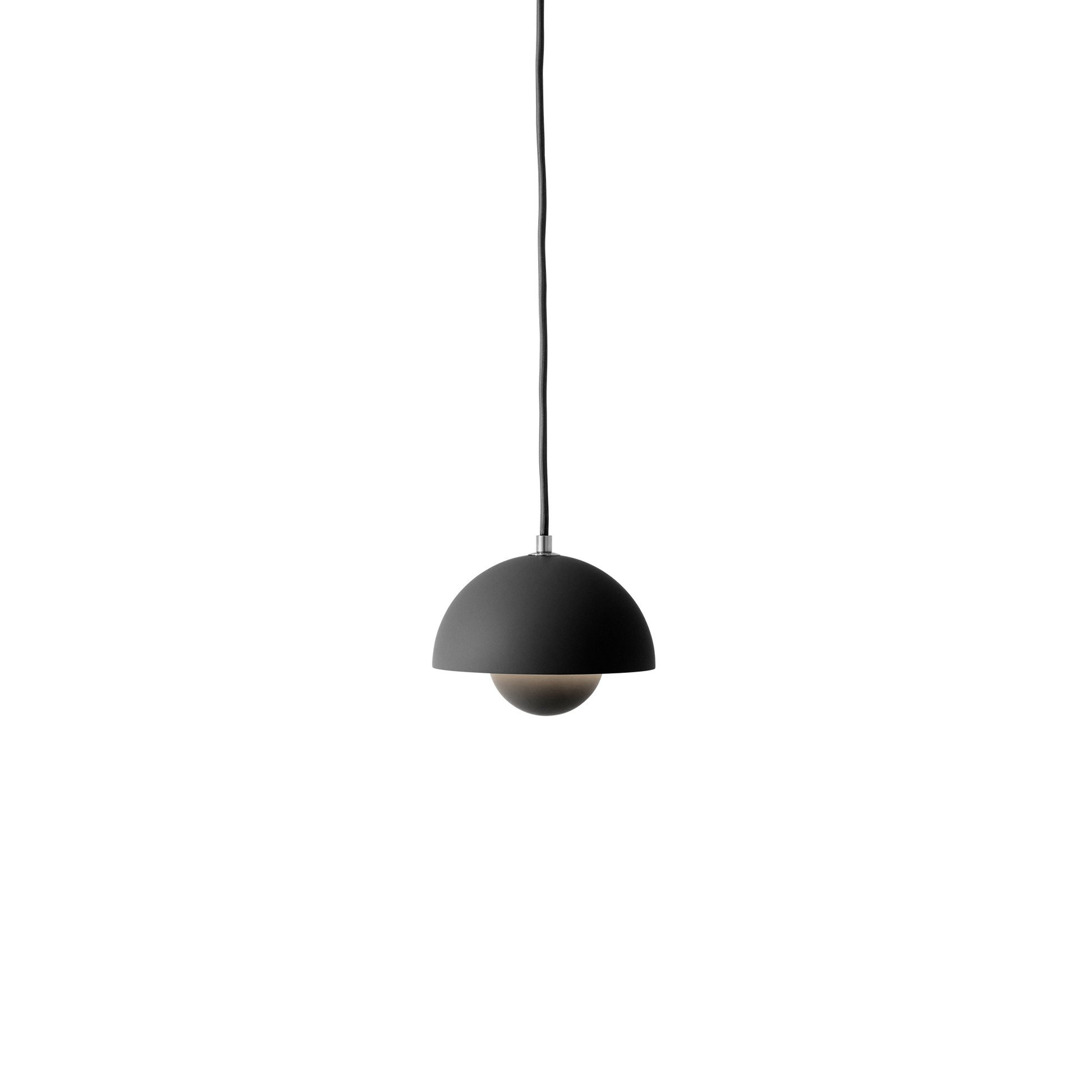 Flowerpot VP10 Pendant Lamp by &tradition #Matt Black