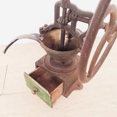 Flywheel Coffee Grinder in Cast Iron, 1850-1880-WK-2022891