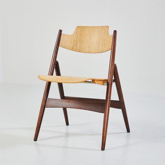 Foldable Wooden Chair