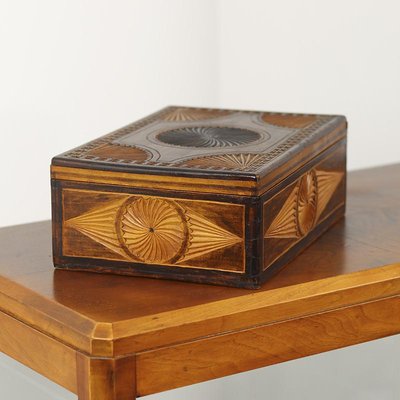 Folk Art Box-MEL-2034445