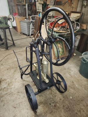 Former Wine Pump-HJH-1808164