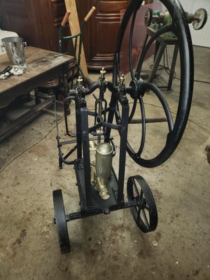 Former Wine Pump-HJH-1808164