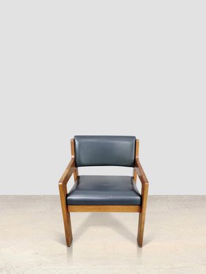 Freijo Armchair in Black-LYU-1805942